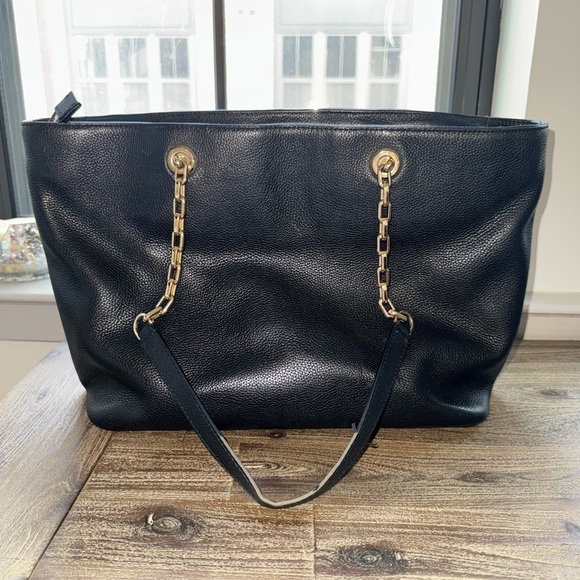 Michael Kors Mercer Medium Top Zip Multifunction Tote - Black Pebbled Leather - Picture 2 of 15